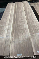 Taglio Crowm Veneer di Noce Americana Naturale Grado A/B Spessore 0,45 mm