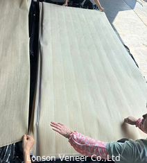 0.25-0.4 mm Spessore Veneer di quercia bianca Splicing sequenziale