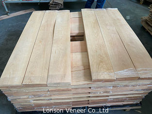 strato superiore nero spesso di 0.7mm Cherry Wood Veneer Engineered Flooring