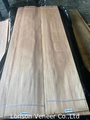 La corona ha tagliato l'Africano naturale il legno di Okoume che impiallaccia densamente 0.40MM