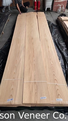 Rivestimento di legno di quercia rossa, pannello di grado AAA spessore 0,5 mm, merci in magazzino