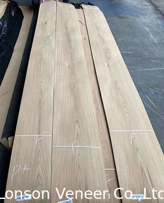 Spessore di rovere bianco 0,4 mm Veneer di legno Grado nodoso Prezzo favorevole