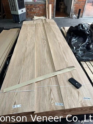 OEM Rivestimento di legno di quercia rossa, pannello AA Grade Spessore 0,5 mm prodotti di qualità