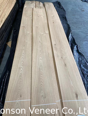 2.0 mm Caramella di legno di quercia bianco a nodi Diversi stili Prodotti in magazzino