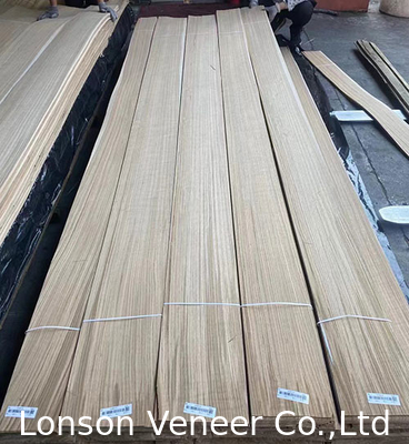 Interni rustici in quercia bianca di 0,5 mm Veneer di legno di grado medio