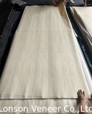 0.25-0.4 mm Spessore Veneer di quercia bianca Splicing sequenziale
