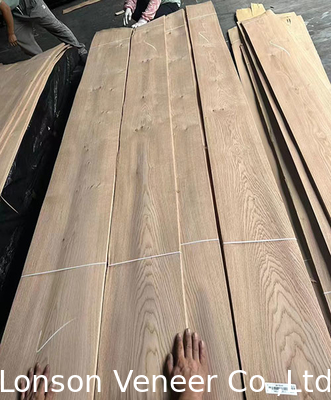 0.5mm Notty Grade White Oak Wood Veneer per porte di mobili in stile retrò