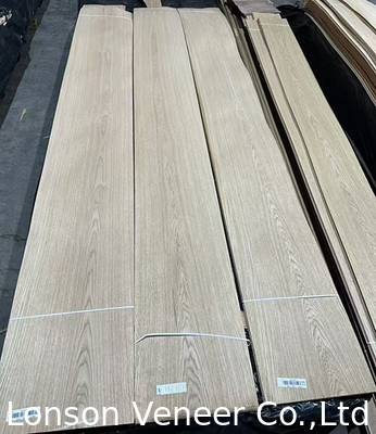 Taglio di grano di montagna Legno di quercia bianco rivestimento di legno di quercia di 0,5 mm pannello mobili di grado AA, porta