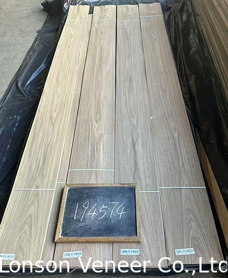 Corone tagliata American Walnut Veneer Naturale AA Grade Spessore 0,42 mm Livello colore